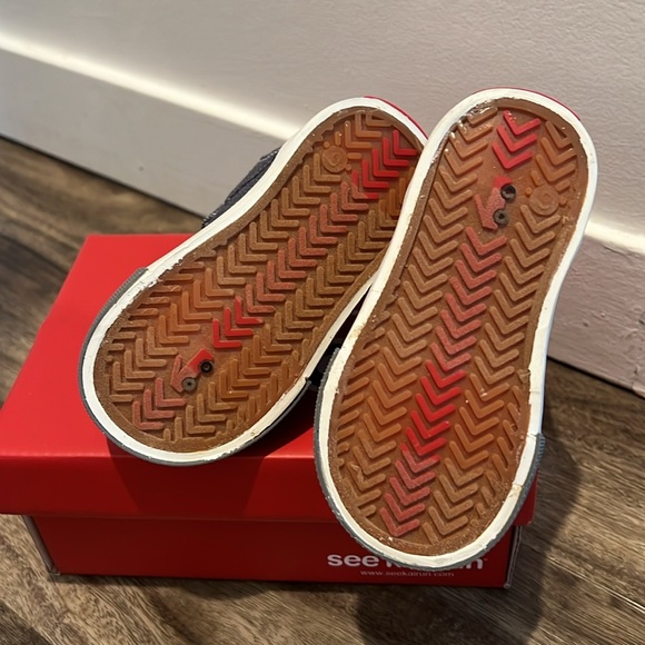 See Kai run Dane grey/denim black high top shoes - Picture 9 of 9